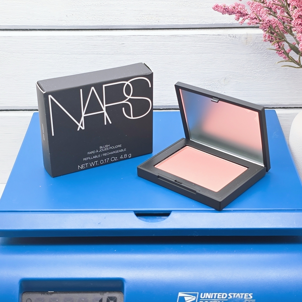 NARS Blush Compact In Deep Throat - Picture 4 of 6